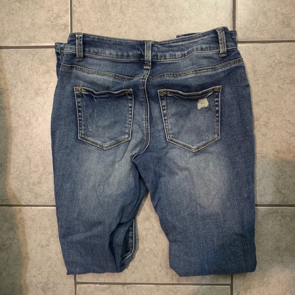 Maurices skinny jeans - Picture 2 of 3